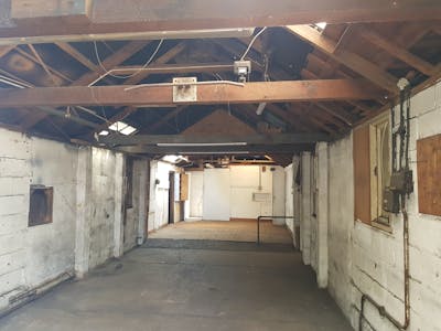 Ground Floor Workshop, Bewlay Cottage, Uckfield, Industrial To Let - 20250822_135724.jpg