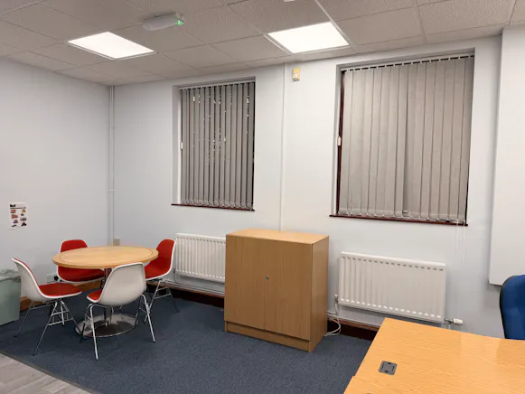 8 Manor Courtyard, Hughenden Avenue, High Wycombe, Offices To Let - 20260611_141137216_iOS.jpg
