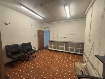 47 Wheelock Street, Middlewich, Retail To Let - Prep / store area