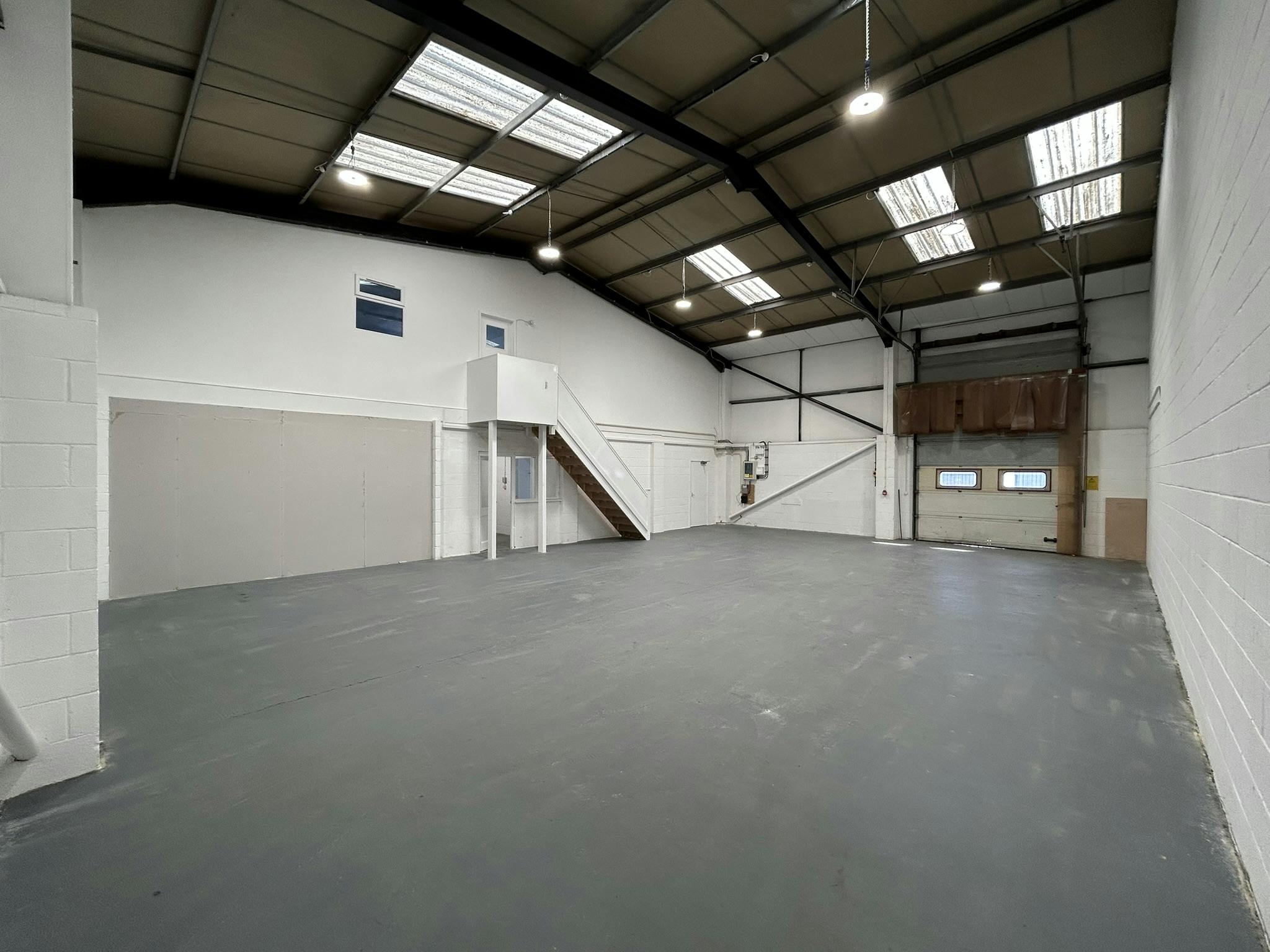 Unit 4 The Hidings, Love Lane Industrial Estate, Cirencester, Industrial / Other To Let - IMG_6161.JPEG