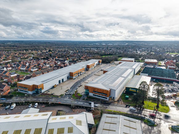 Hurricane Urban Hub, Reading, Berkshire, Warehouse & Industrial To Let - drone_day_0006.jpg