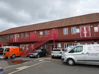 27 The Oakwood Centre, Havant, Business Park / Industrial / Office / Warehouse For Sale - WhatsApp Image 2026-04-29 at 13.45.19.jpeg - More details and enquiries about this property