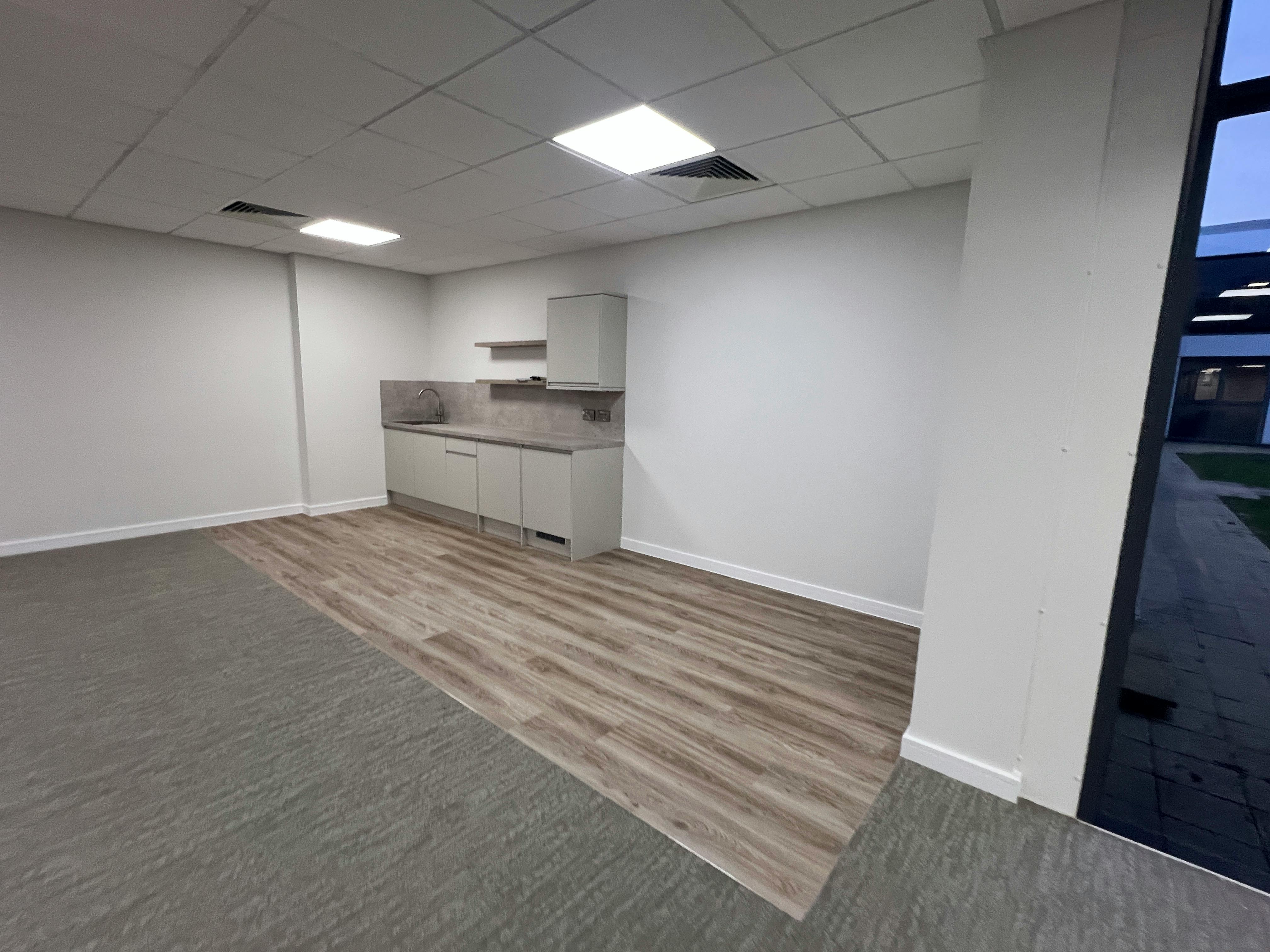 Office in Portsmouth - photo 3