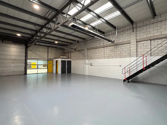 Unit 16 Ash, Kembrey Park,, Swindon, Industrial To Let - 2.jpg
