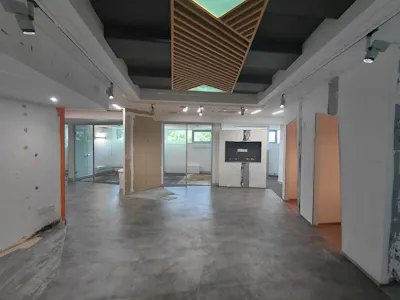 Former Bank of Ireland Unit, Devere Hall Student Centre, Cork, Retail To Let - Internal 1.jpg