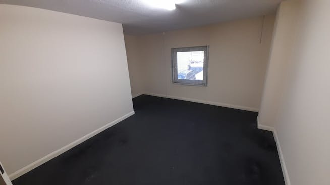 Unit 7, Mayfield Avenue Industrial Estate, Weyhill, Industrial / Warehouse To Let - Unit 7 office.jpg