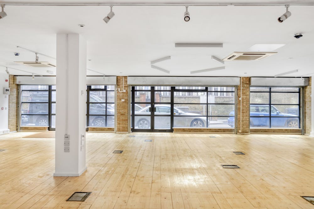 1-6 Batemans Row, London, Office For Sale - 35_12585.jpg