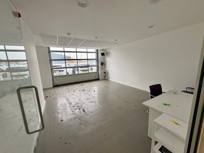 48-52 Ennerdale Road, Shrewsbury, Showroom To Let - 3.jpg