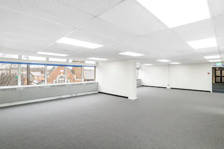 Hille House, Watford, Office To Let - Hille  Watford21.jpg