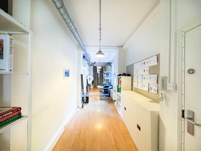 218 Portobello Road, London, Retail To Let - Image (3).jpg