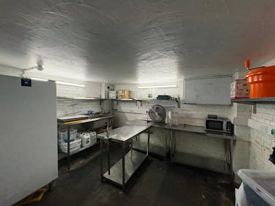 109-111 Broadway, Leigh-On-Sea, Retail To Let - WhatsApp Image 2026-03-04 at 12.57.16 (13).jpeg