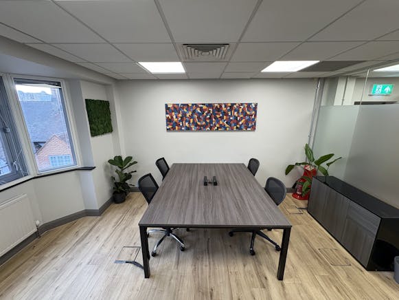 1 Milkhouse Gate, Suite 4 (Part), Guildford, Offices / Serviced Offices To Let - IMG_1221.jpg