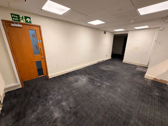 78 High Street, Rayleigh, Office / Retail For Sale - 805b7486-536c-4a9f-835f-549444c47969.JPG