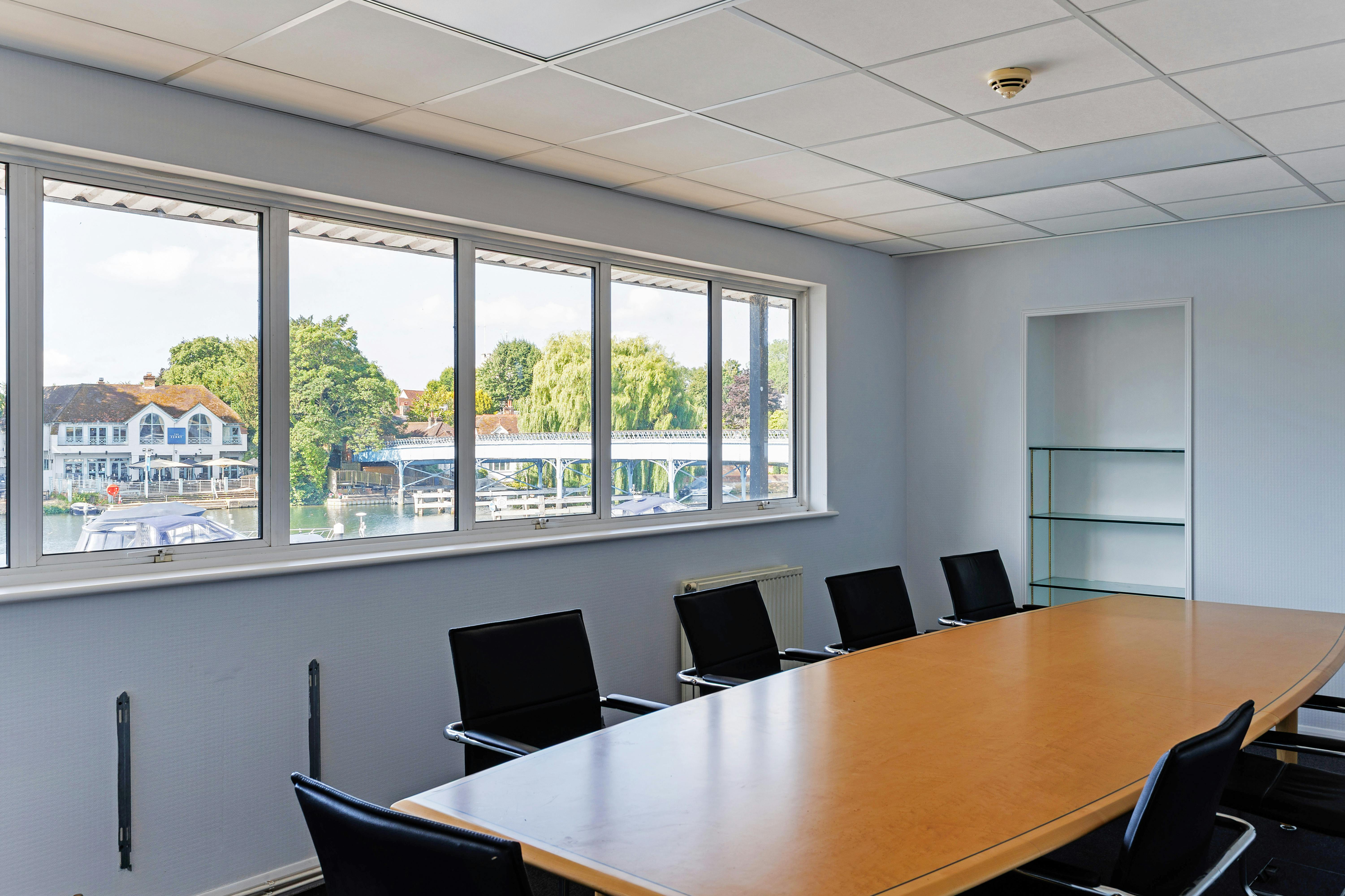 DB Marine Building, Ferry Lane, Cookham on Thames, Offices To Let - 95149_D B Marine Cookham Bridge 16.jpg