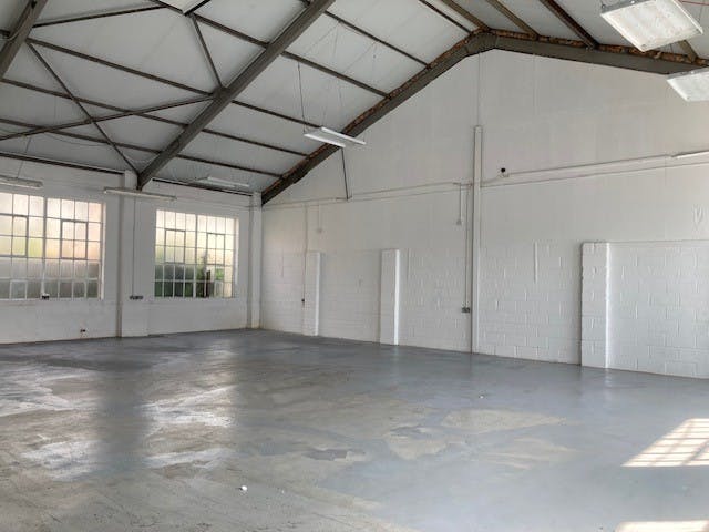Unit 2 Westward House, 5 Glebeland Road, Camberley, Offices / Industrial / Warehouse To Let - warehouse.jpg