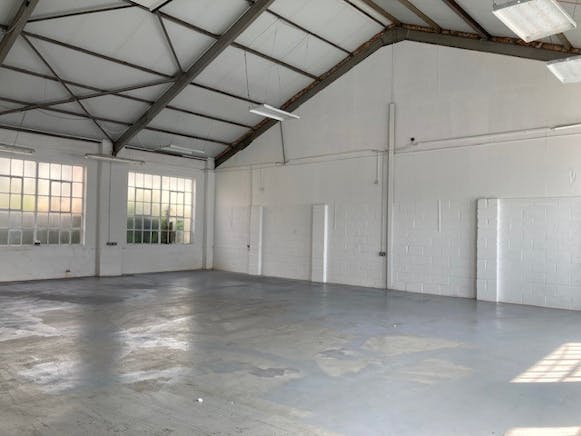 Unit 2 Westward House, 5 Glebeland Road, Camberley, Offices / Industrial / Warehouse To Let - warehouse.jpg