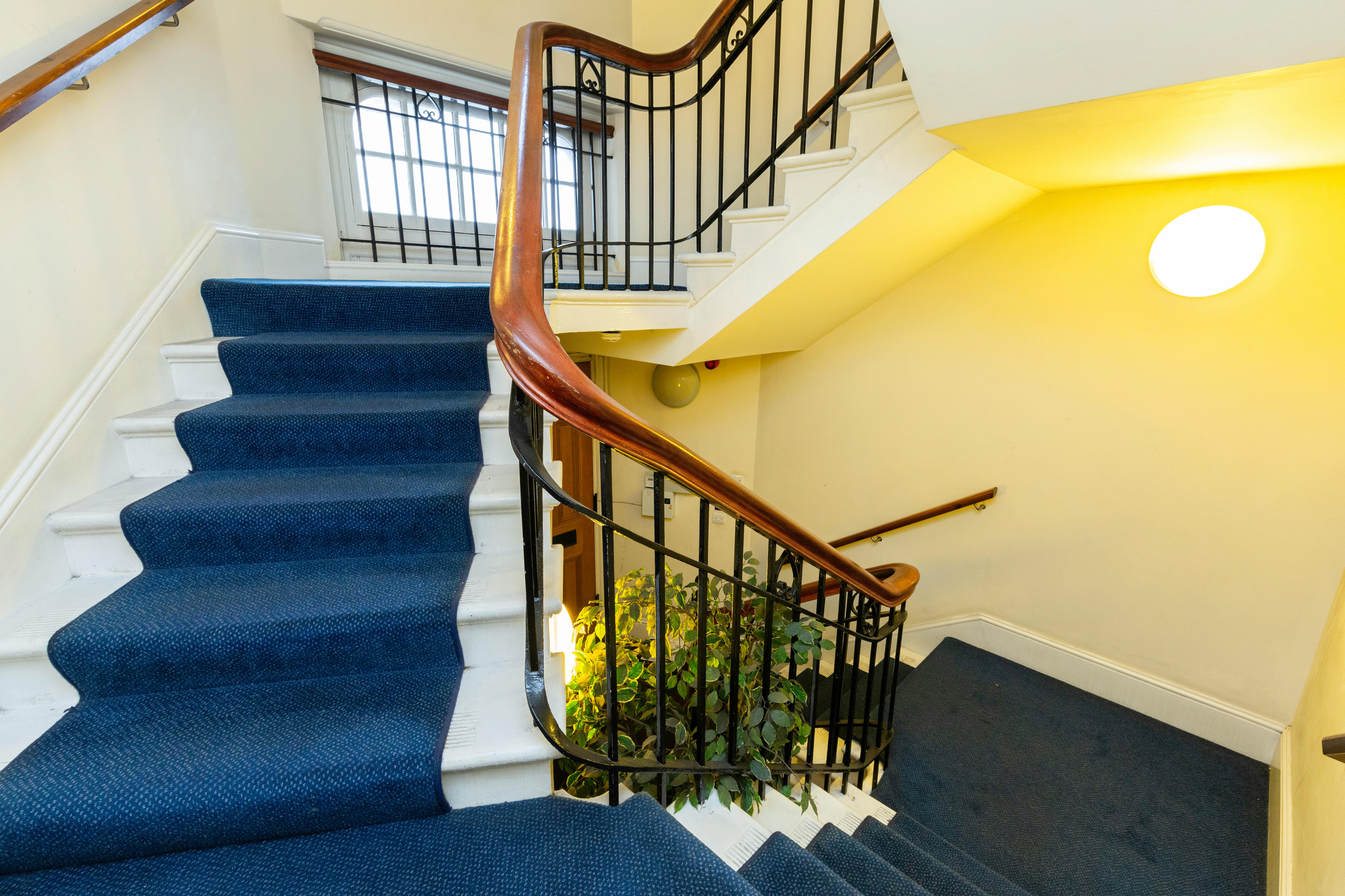 Office in London - photo 2