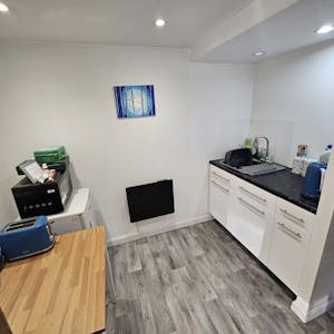 Unit C, Lexden Lodge Business Park, Crowborough, Office To Let - 20251205_112300_resized.jpg