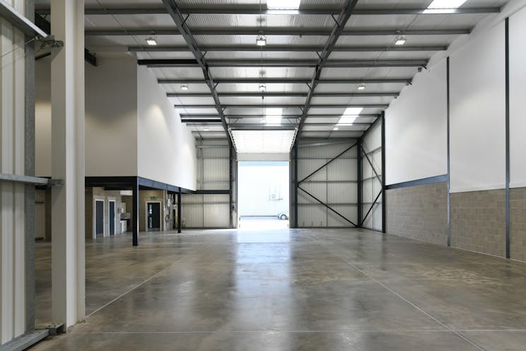 Unit 7, The IO Centre, Salbrook Road Industrial Estate, Salfords, Warehouse & Industrial To Let - Unit7_IO_RG128.jpg