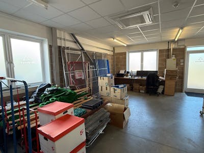 Unit 12 Glenmore Business Park, Southmead Close, Westmead, Swindon, Industrial / Warehouse For Sale - 4.jpg