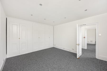 Coach House, 26 Marlborough Place, Brighton, E (Commercial / Business / Service) / Education / F1 (Learning and Non-Residential Institutions) / Healthcare / Office / Other - Health / Nursery / Church / Education To Let - Marlborough Place 26-005.JPG