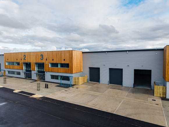 Unit 3, Hurricane Urban Hub, Reading, Berkshire, Warehouse & Industrial To Let - drone_day_0024.jpg