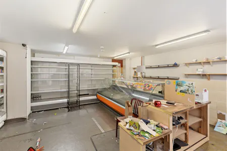 11 Burford Street, Hoddesdon, Retail To Let - CSoRZVpw.jpeg