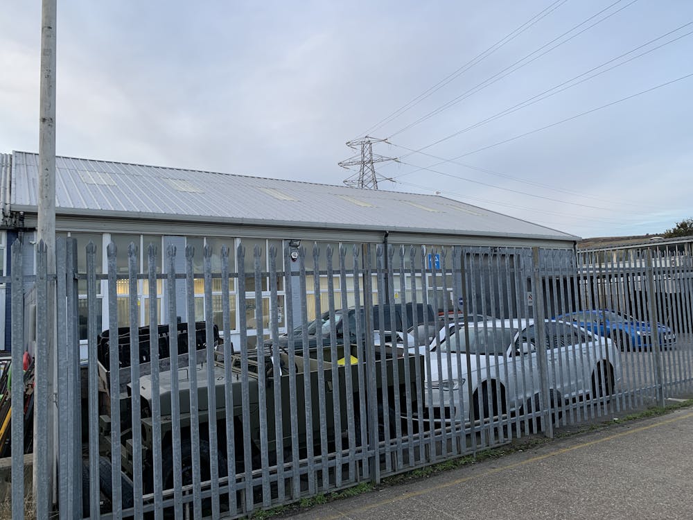 Unit A6 Oak Park Industrial Estate, Northarbour Road - 20210125 162129  Copy.jpg