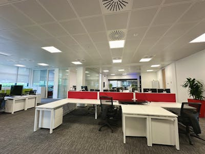 Building 400, Capability Green, Luton, Business Park / Office To Let - Image 3