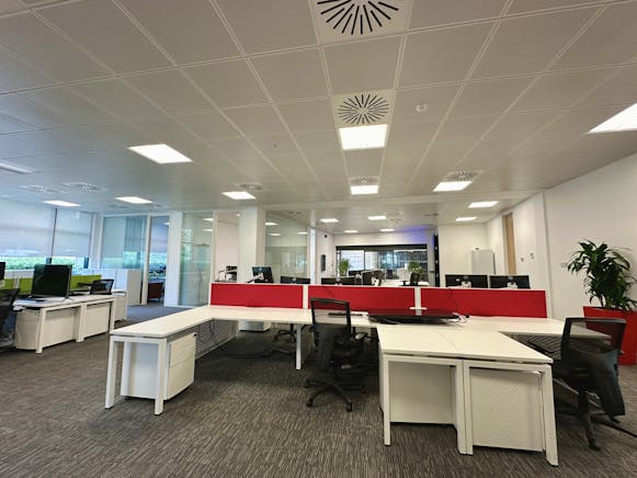 Building 400, Capability Green, Luton, Office To Let - Image 3
