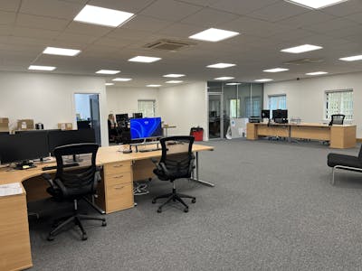 Gibraltar House, Leeds, Investment / Office For Sale - IMG_8261.JPG