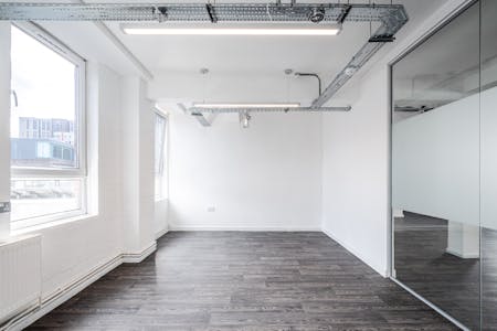 Universal House, 88-94 Wentworth Street, London, Office To Let - Universal Hse 34F  Low Res 22.jpg