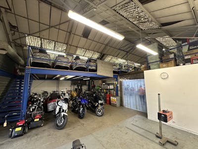 Showroom Premises, Shrewsbury, Trade Counter For Sale - I4.jpeg
