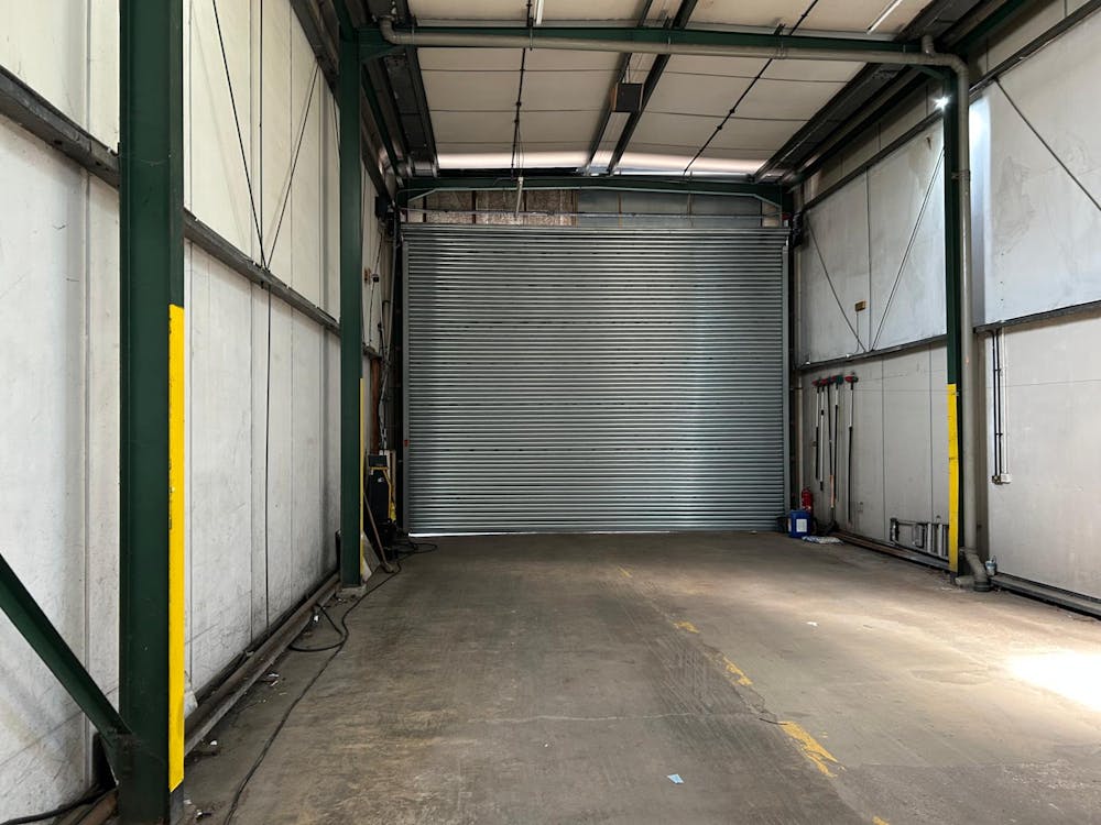 Former Lakeside Coaches, Shrewsbury, Business Units To Let - 3