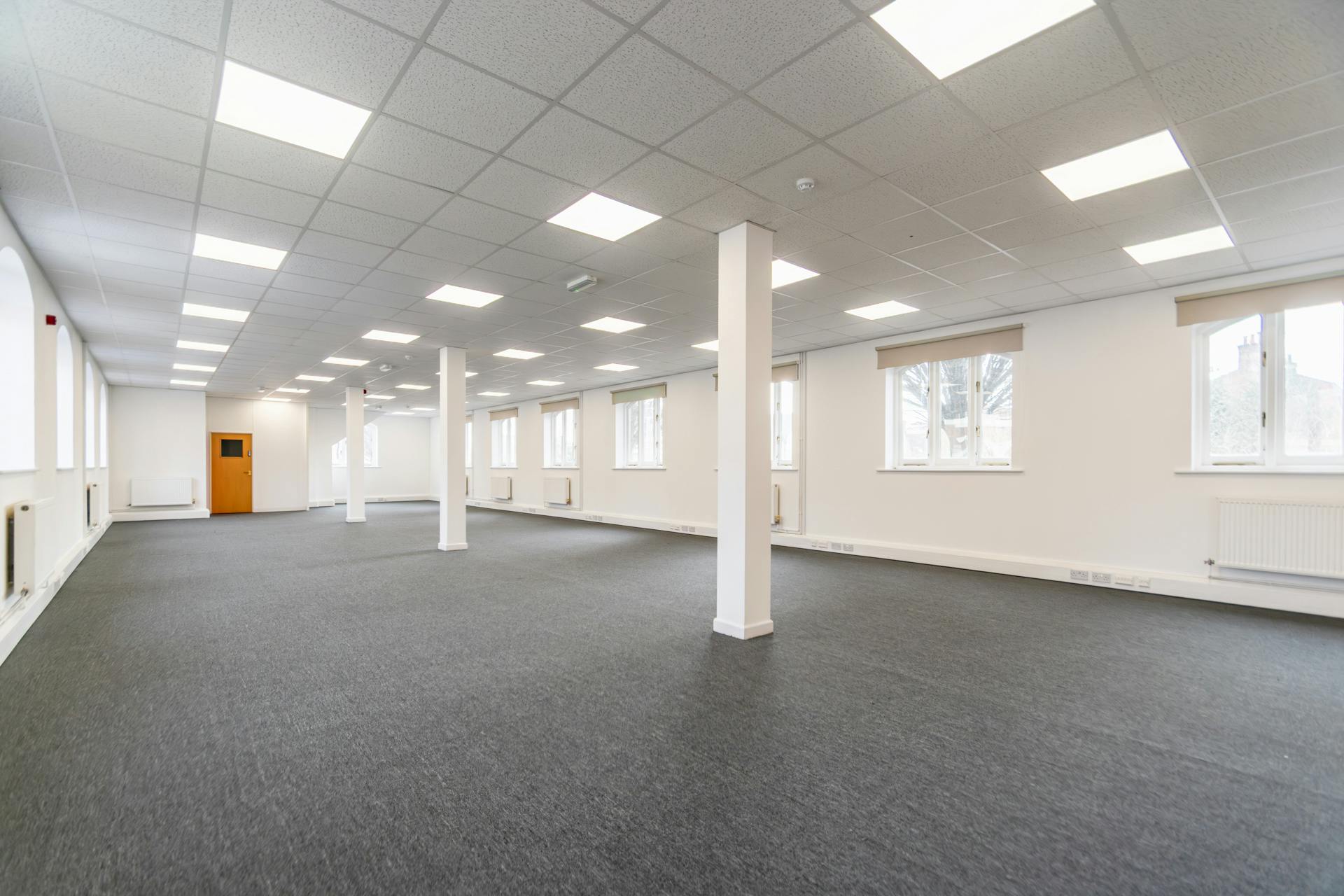 Office in Dorchester - photo 3