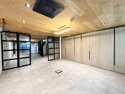 83 Mortimer Street, London, Retail To Let - IMG_5180.jpg