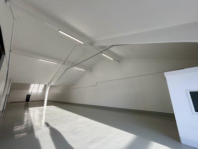 Unit 9A, Freemans Parc, Cardiff, Industrial To Let - IMG_6900.jpg