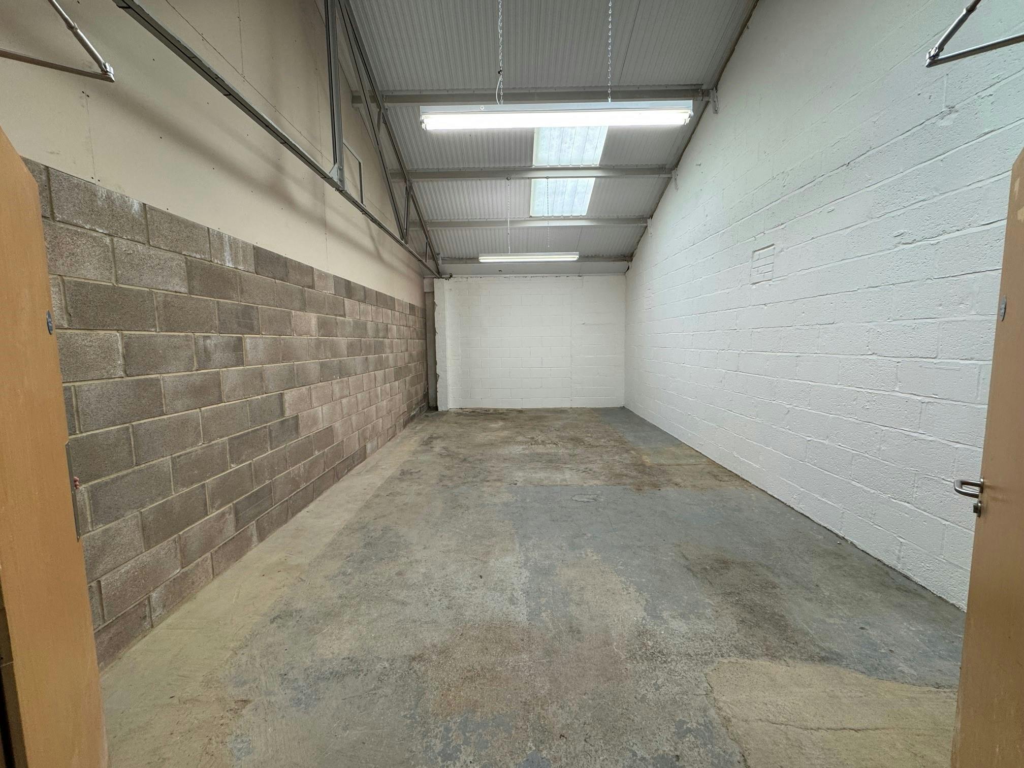 Bedwyn East 4, Elcot Mews, Elcot Lane, Off London Road, Marlborough, Industrial To Let - Bedwyn East 4 Inside 2.jpg