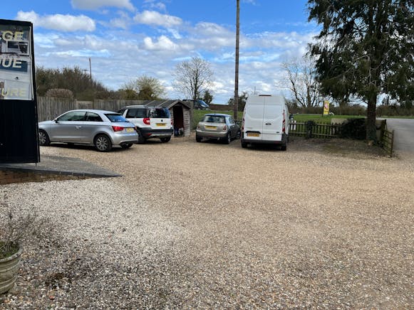 The Black Barn, Old Mill Barns, Leighton Buzzard, Offices To Let - 20250328_135307598_iOS.jpg