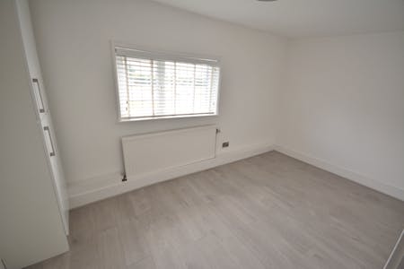 184 Chaddock Lane, Manchester, Office To Let - Office