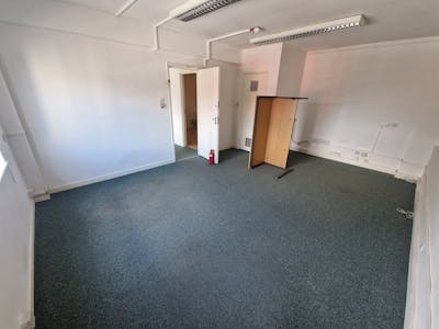 Unit 5C, The Tanneries, Titchfield, Fareham, Office To Let - 20250730_103848.jpg