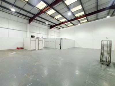 Unit 4, London, Industrial/Logistics To Let - Picture5.png