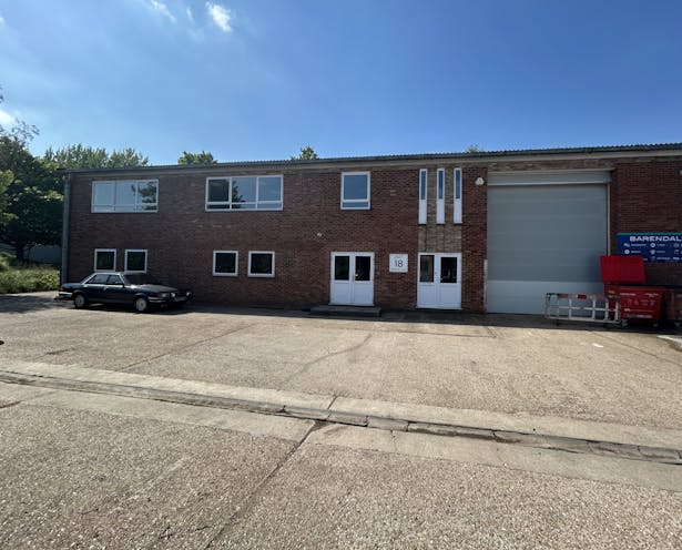 Unit 18, Alton, Warehouse & Industrial To Let - IMG_7891.jpg