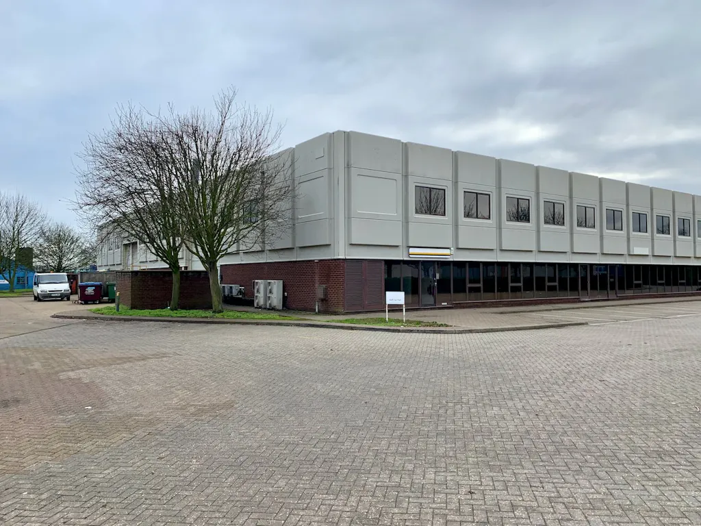 3 Airport Executive Park, Luton - 2019