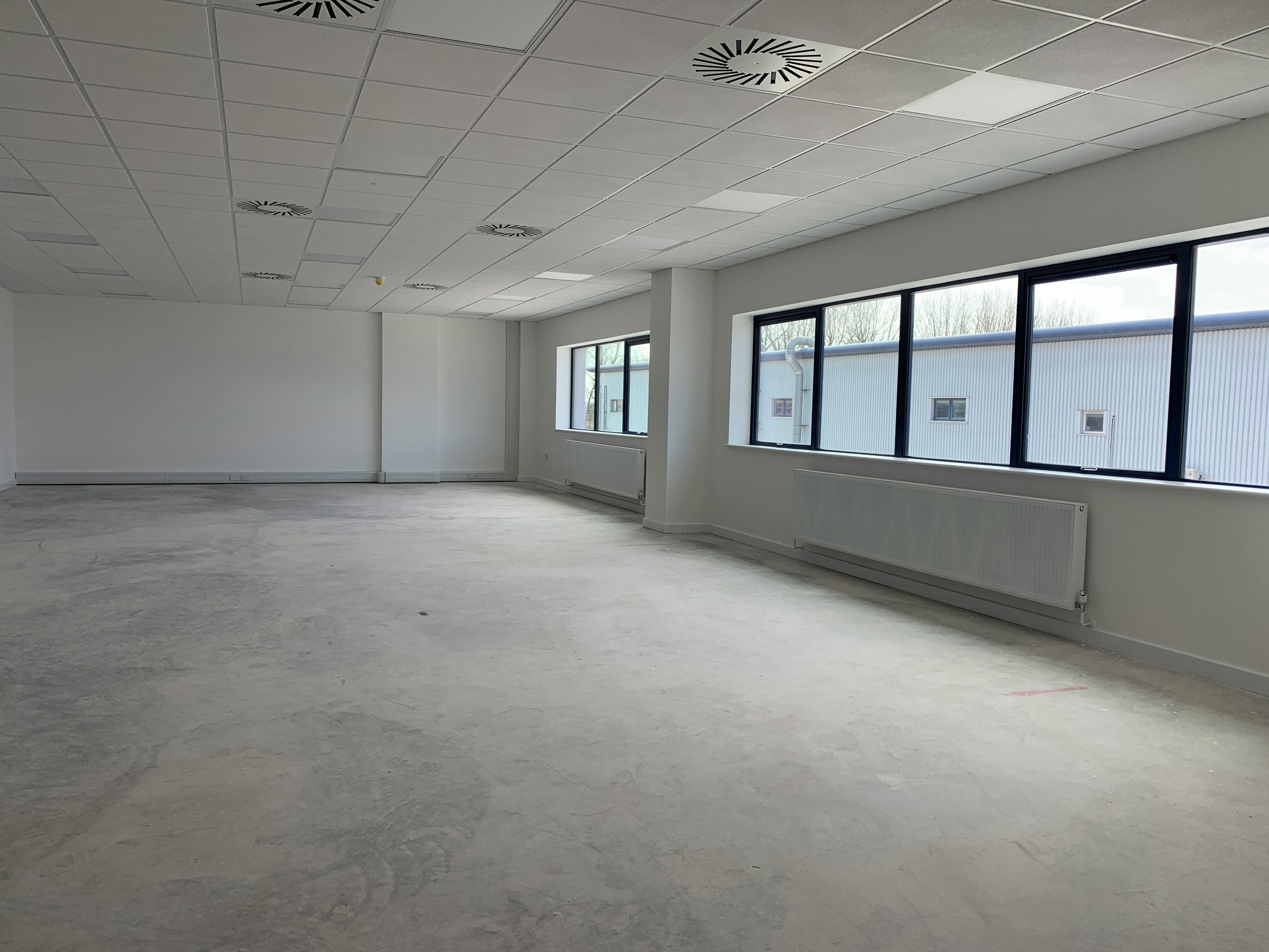 Industrial Unit in Portsmouth - photo 4