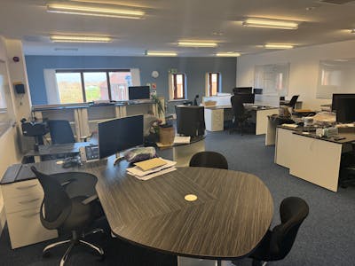 4 Chestnut Court, Jill Lane, Redditch, Office To Let - IMG_5185.JPG