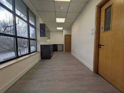 Unit 2, The Progression Centre, Hemel Hempstead, Office To Let - PXL_20260120_103819536.jpg