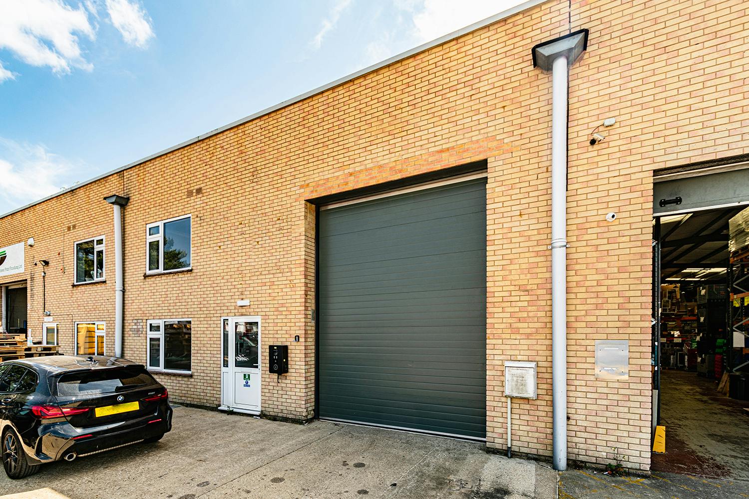 Industrial Unit in Verwood - photo 2