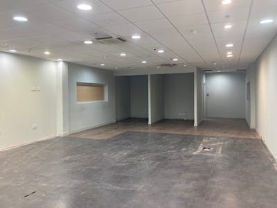 Bristol-Clifton Down, Unit 12, Clifton Down Shopping Centre, Bristol, Retail / Shopping Centre To Let - Unit 12 Clifton Down SC1.jpg