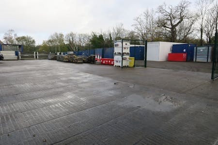 Hillside Yard, Theobalds Park Road, Enfield, Industrial/Logistics / Open Storage To Let - IMG_1625.JPG